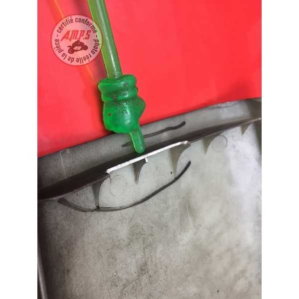 Cache plastique sous selle gauche 
